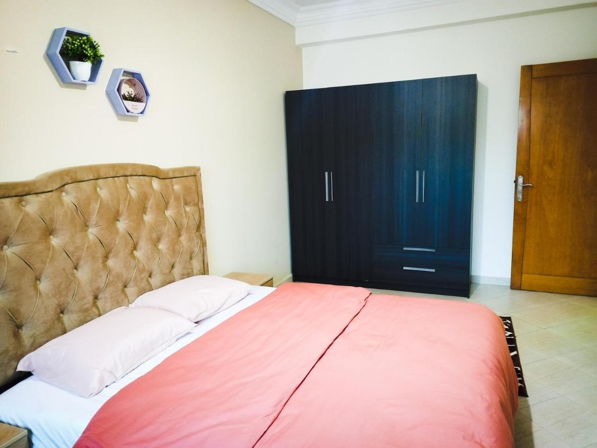 Fantastique Appartement Nouveau Meuble Avec Wifi & Netflix A Proximite Du Marjane แทนเจียร์ ภายนอก รูปภาพ